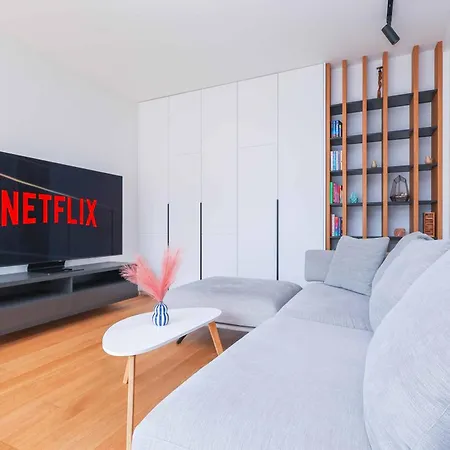 Apartmán Downtown Luxe Retreat- Konventna Bratislava