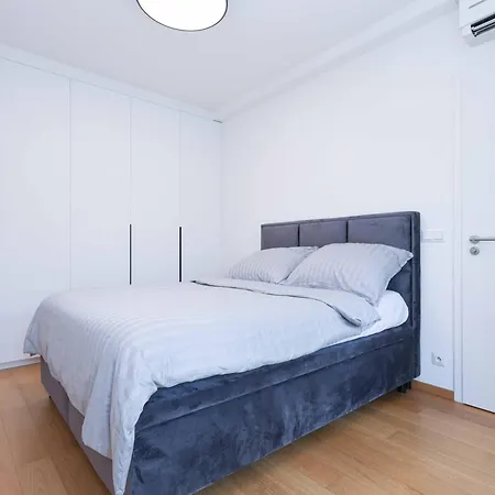 Apartmán Downtown Luxe Retreat- Konventna *