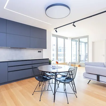Downtown Luxe Retreat- Konventna Appartement *