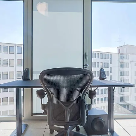 Downtown Luxe Retreat- Konventna Apartmán *